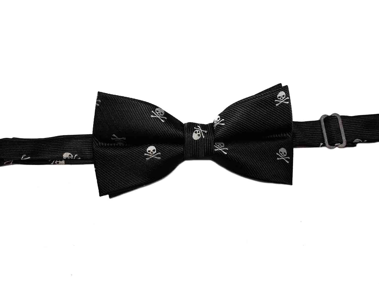 Gascoigne Bow Tie Skull Crossbones Black  White Men's